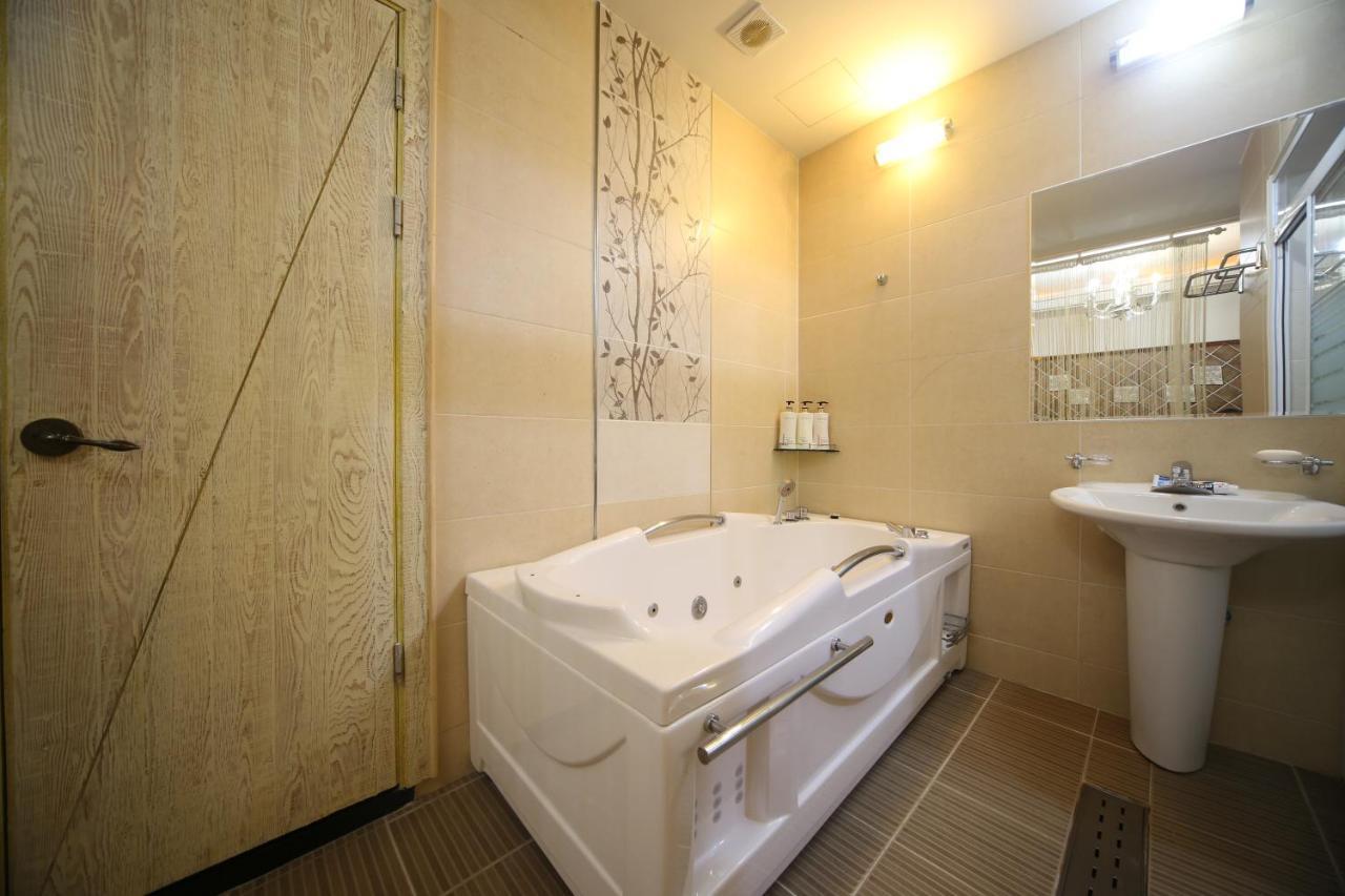 Dubai Hotel Daejeon Zewnętrze zdjęcie