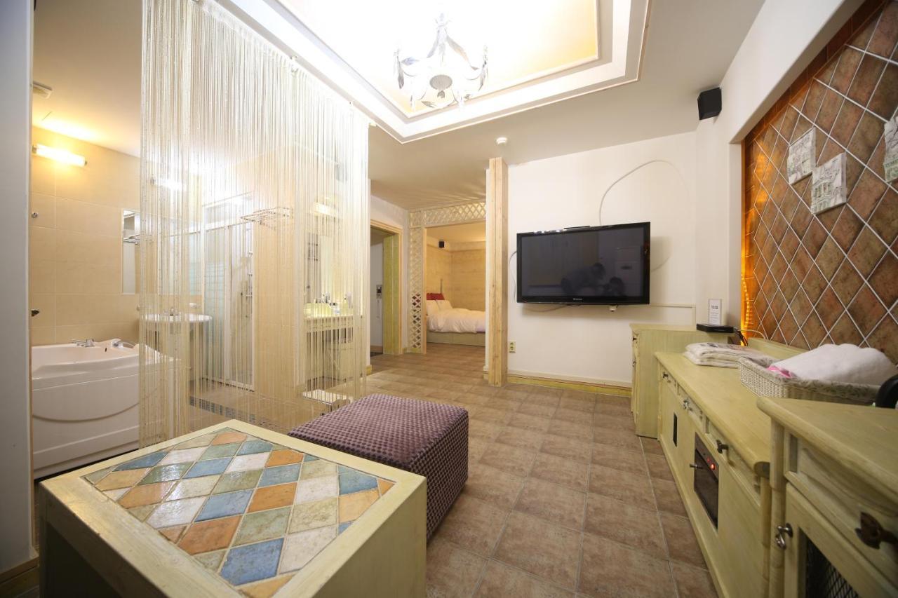 Dubai Hotel Daejeon Zewnętrze zdjęcie